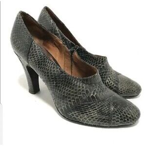Frye Ava Pump Snakeskin Ankle Boots Side Zip Size 6.5M